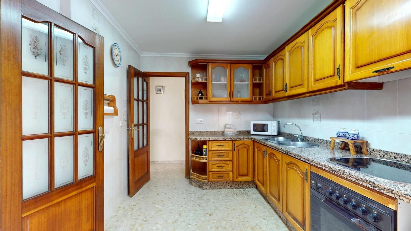 8 soveværelse Byhus til salg i Cordoba by med garage - € 469.500 (Ref: 9860683)