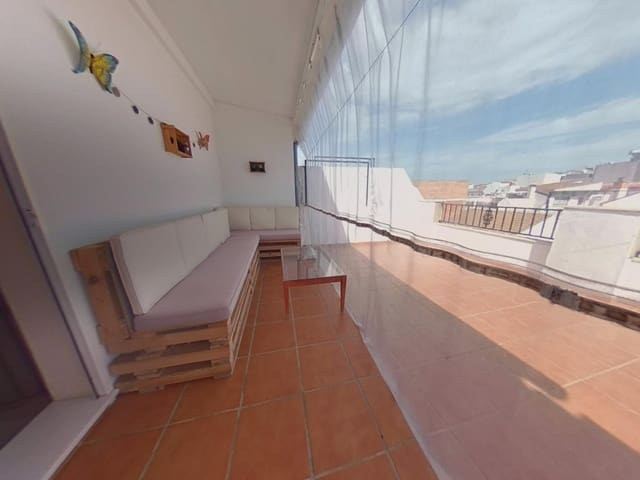 Casa de 3 habitaciones en Montilla en venta con garaje - 180.000 € (Ref: 9865267)