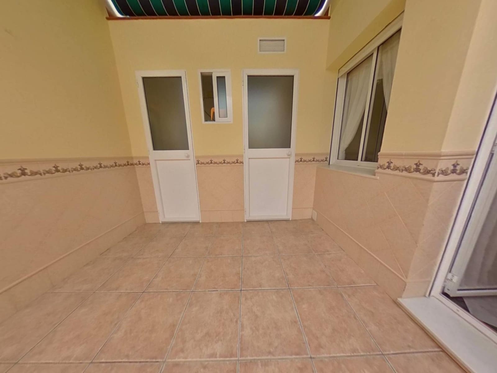 Casa de 3 habitaciones en Montilla en venta con garaje - 180.000 € (Ref: 9865267)