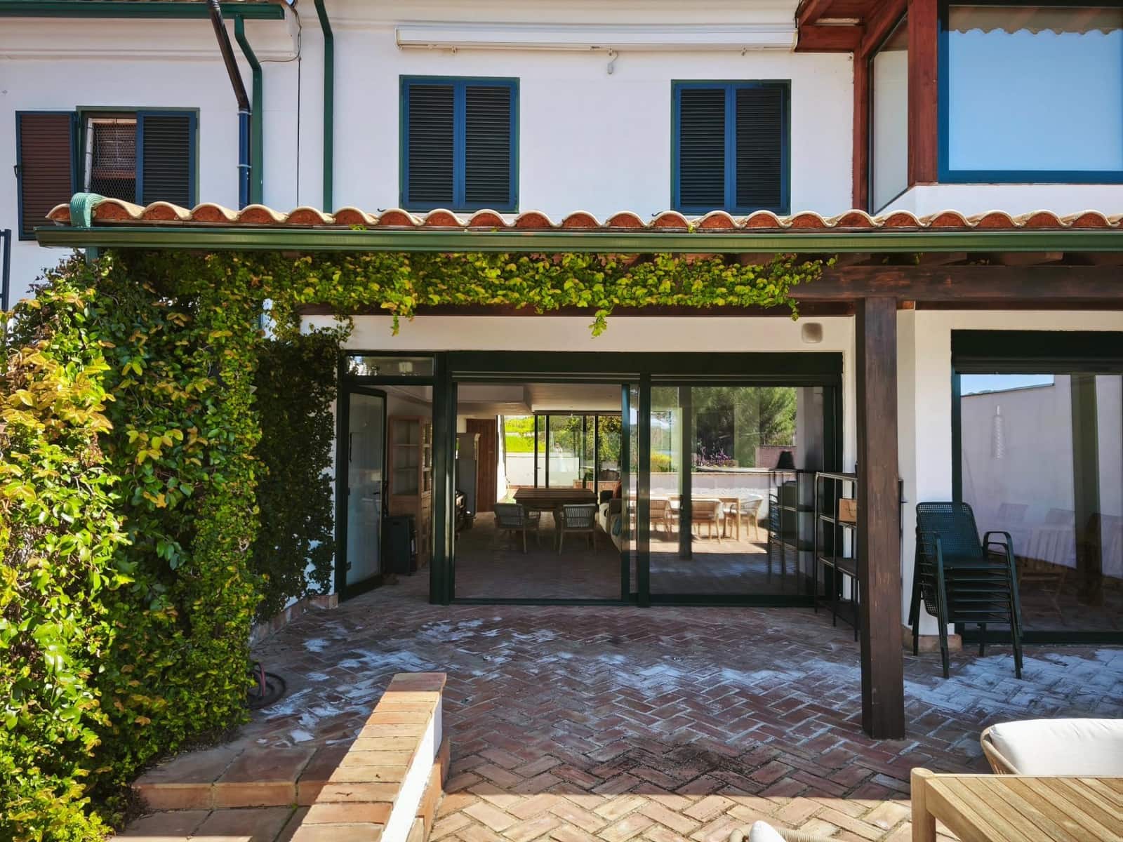 3 soverom Rekkehus til salgs i Cordoba by med svømmebasseng garasje - € 285 000 (Ref: 9867088)