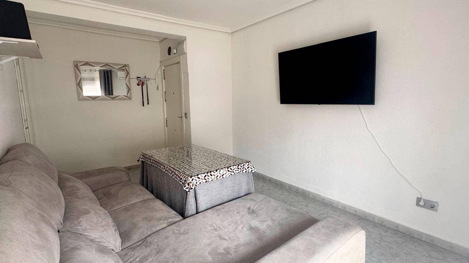 3 bedroom Flat for sale in Cordoba city - € 134,900 (Ref: 9871902)