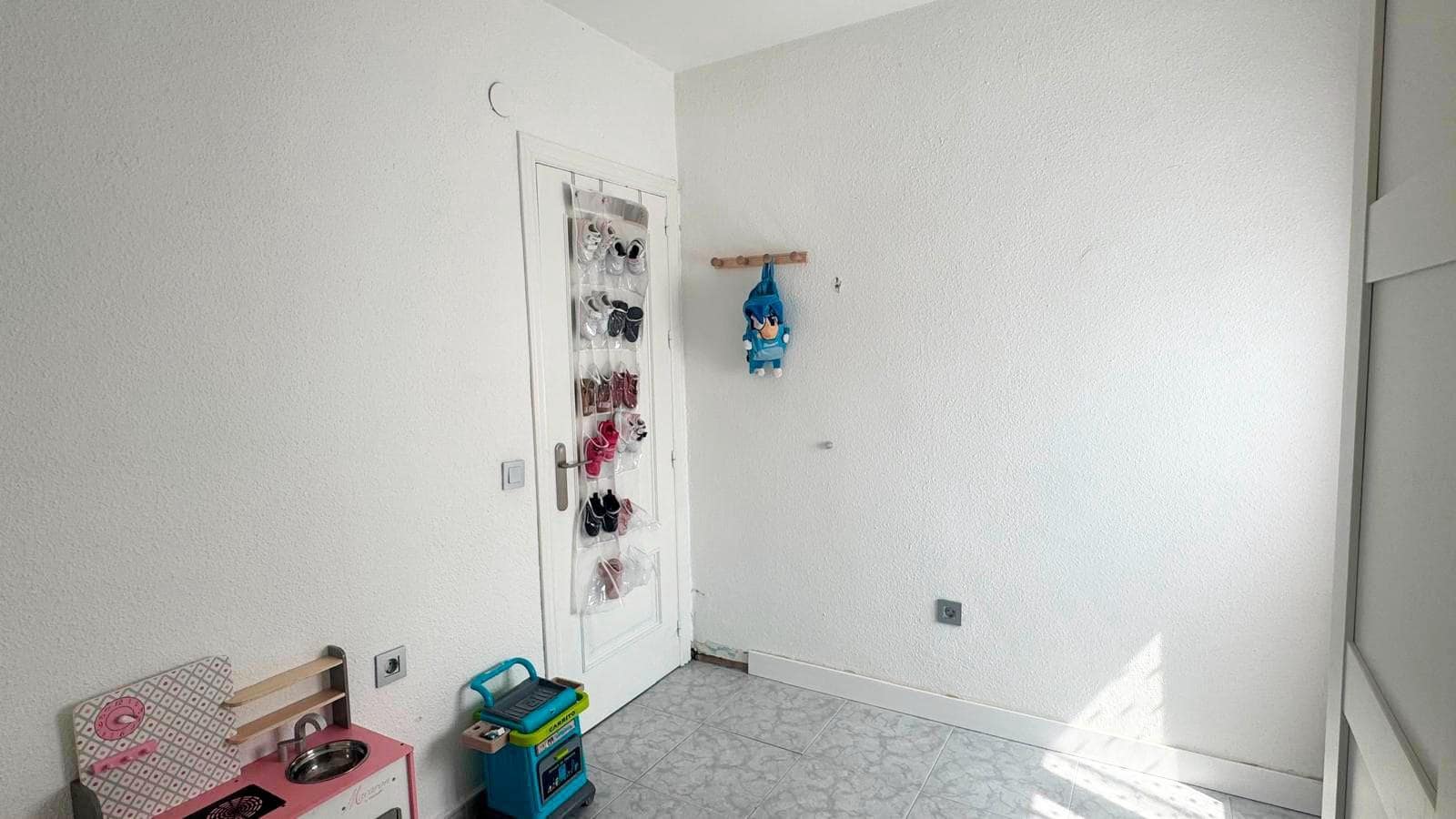 3 bedroom Flat for sale in Cordoba city - € 134,900 (Ref: 9871902)