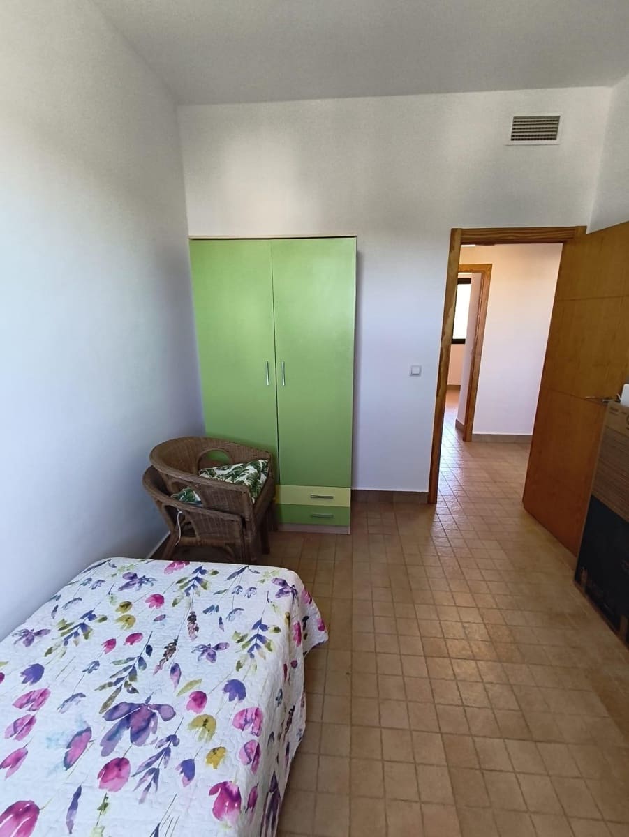 3 soveværelse Rækkehus til salg i Cordoba by med swimmingpool garage - € 255.000 (Ref: 9871903)