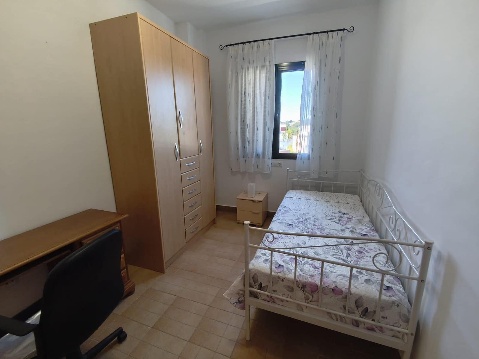 3 soveværelse Rækkehus til salg i Cordoba by med swimmingpool garage - € 255.000 (Ref: 9871903)