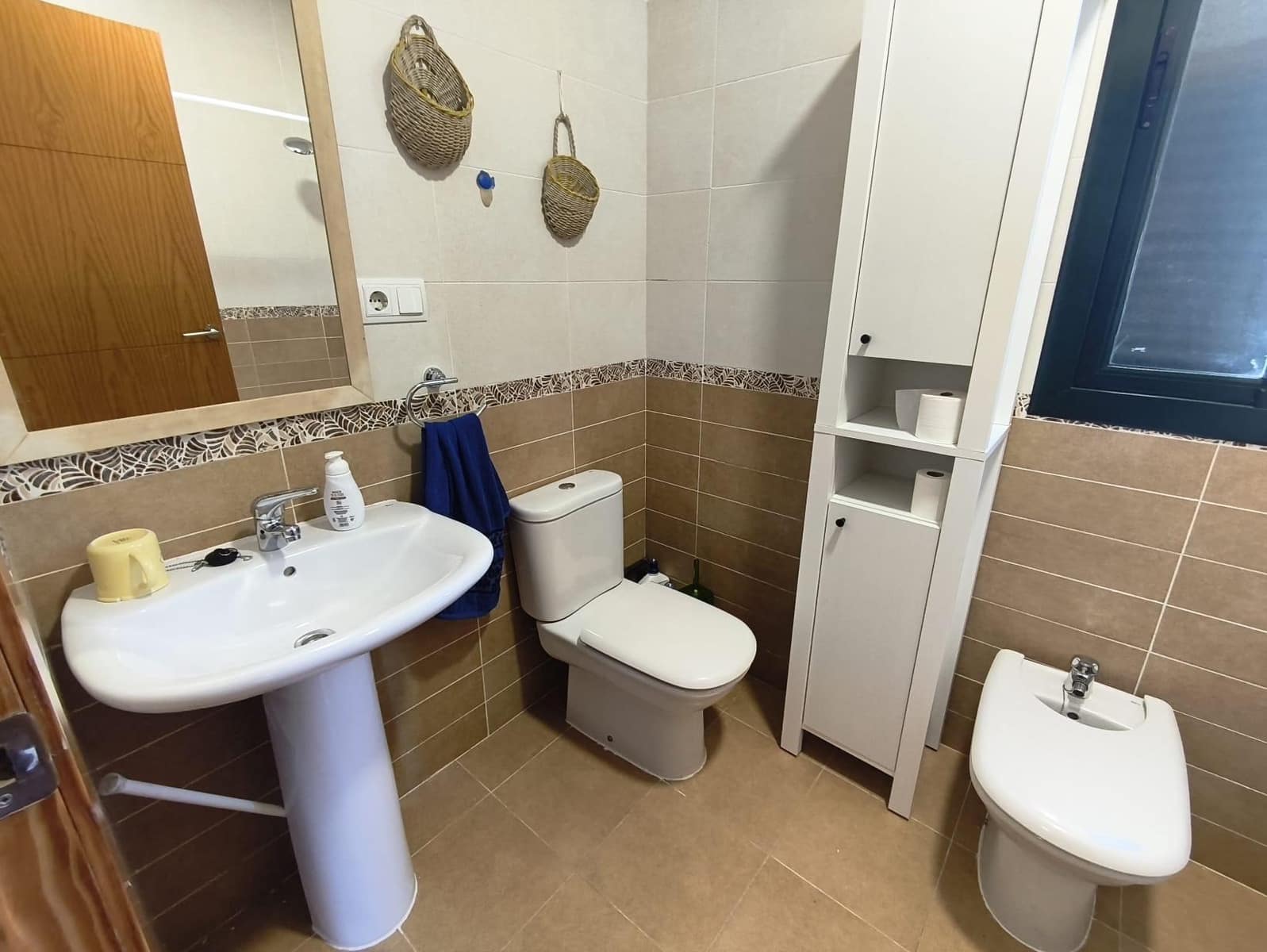 3 soveværelse Rækkehus til salg i Cordoba by med swimmingpool garage - € 255.000 (Ref: 9871903)