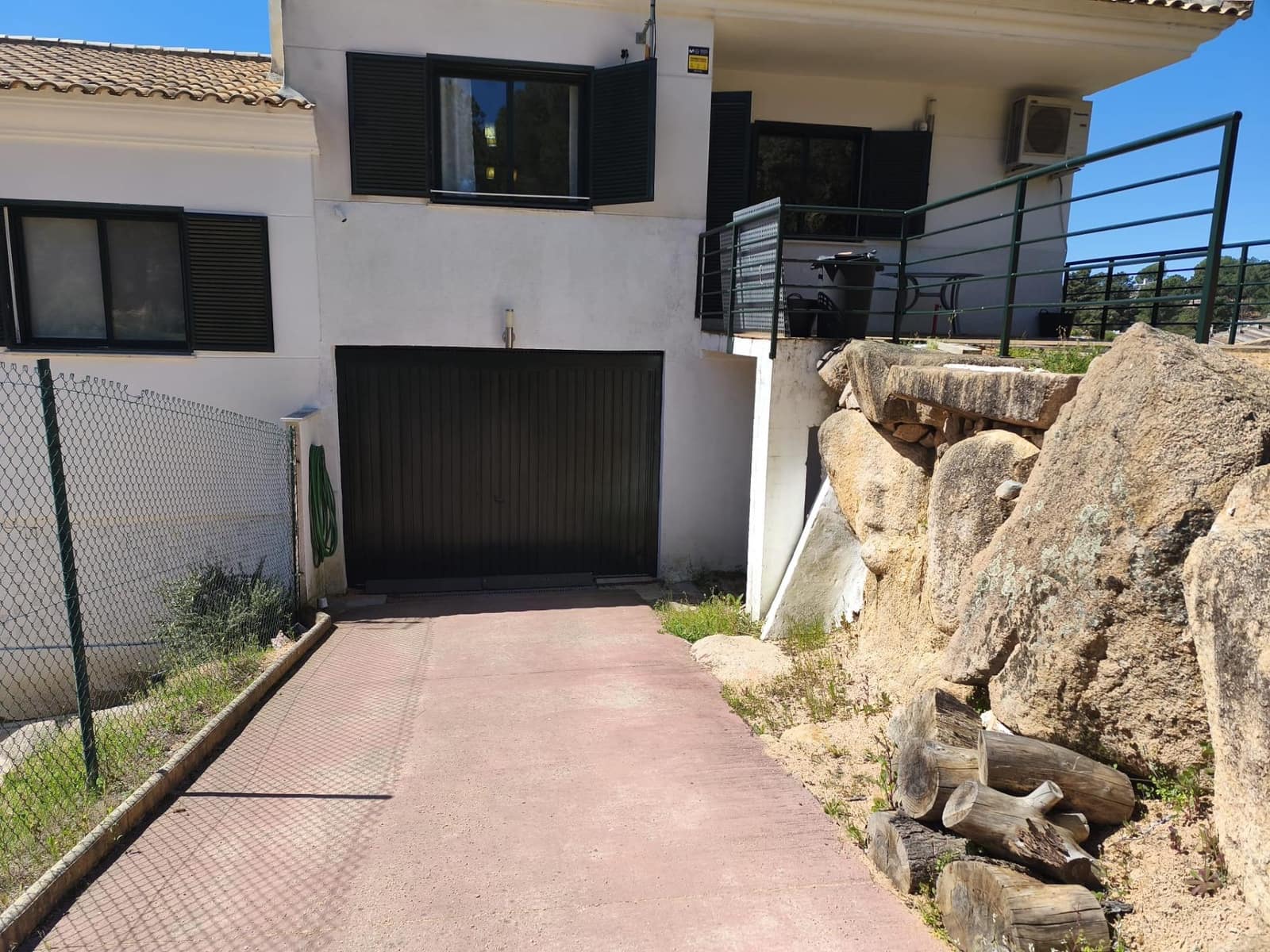 3 soveværelse Rækkehus til salg i Cordoba by med swimmingpool garage - € 255.000 (Ref: 9871903)