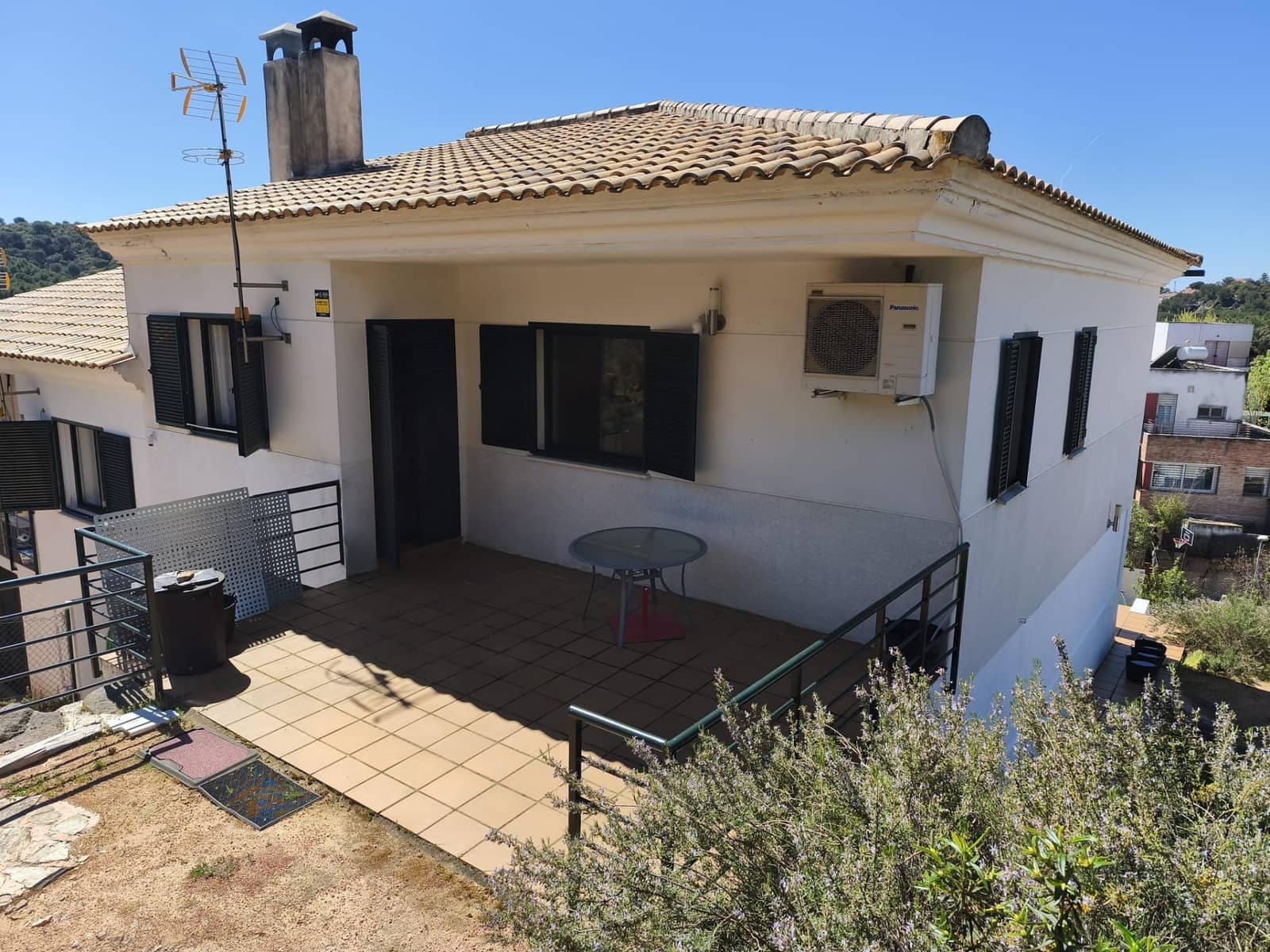 3 soveværelse Rækkehus til salg i Cordoba by med swimmingpool garage - € 255.000 (Ref: 9871903)