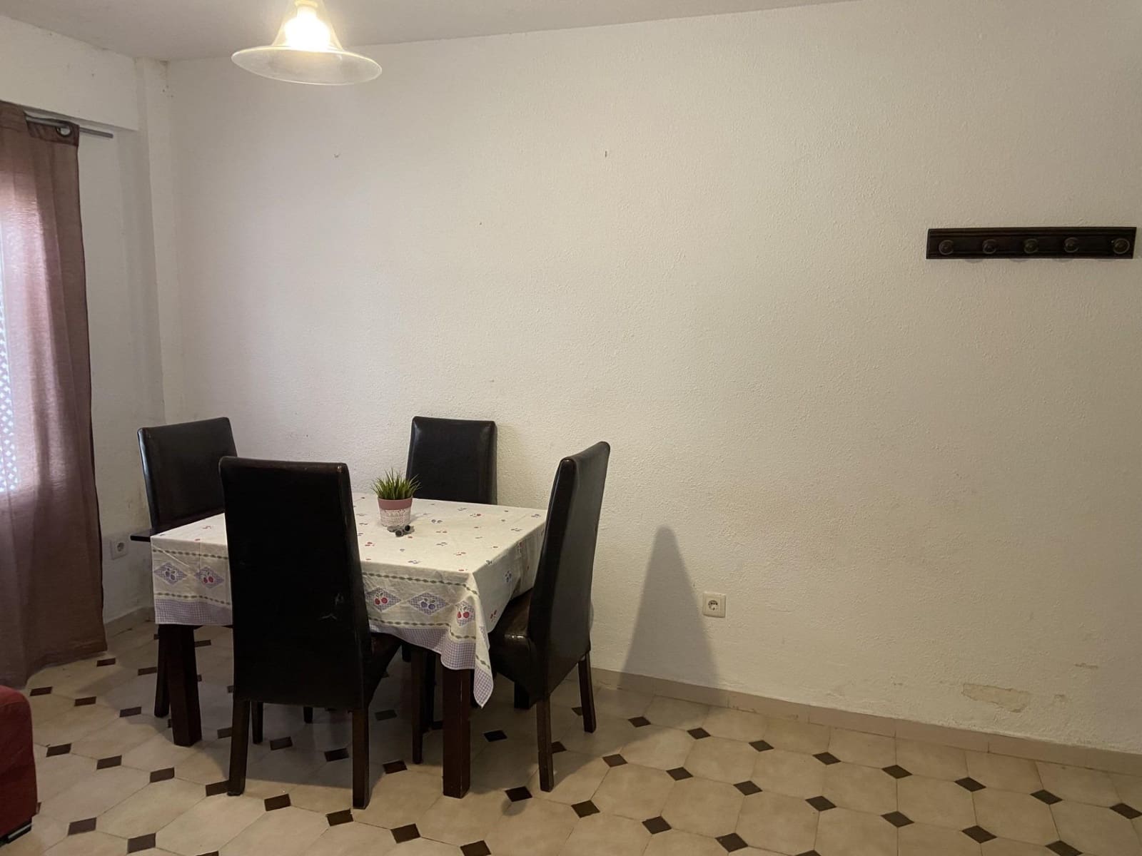 3 bedroom Flat for sale in Cordoba city - € 84,000 (Ref: 9871904)