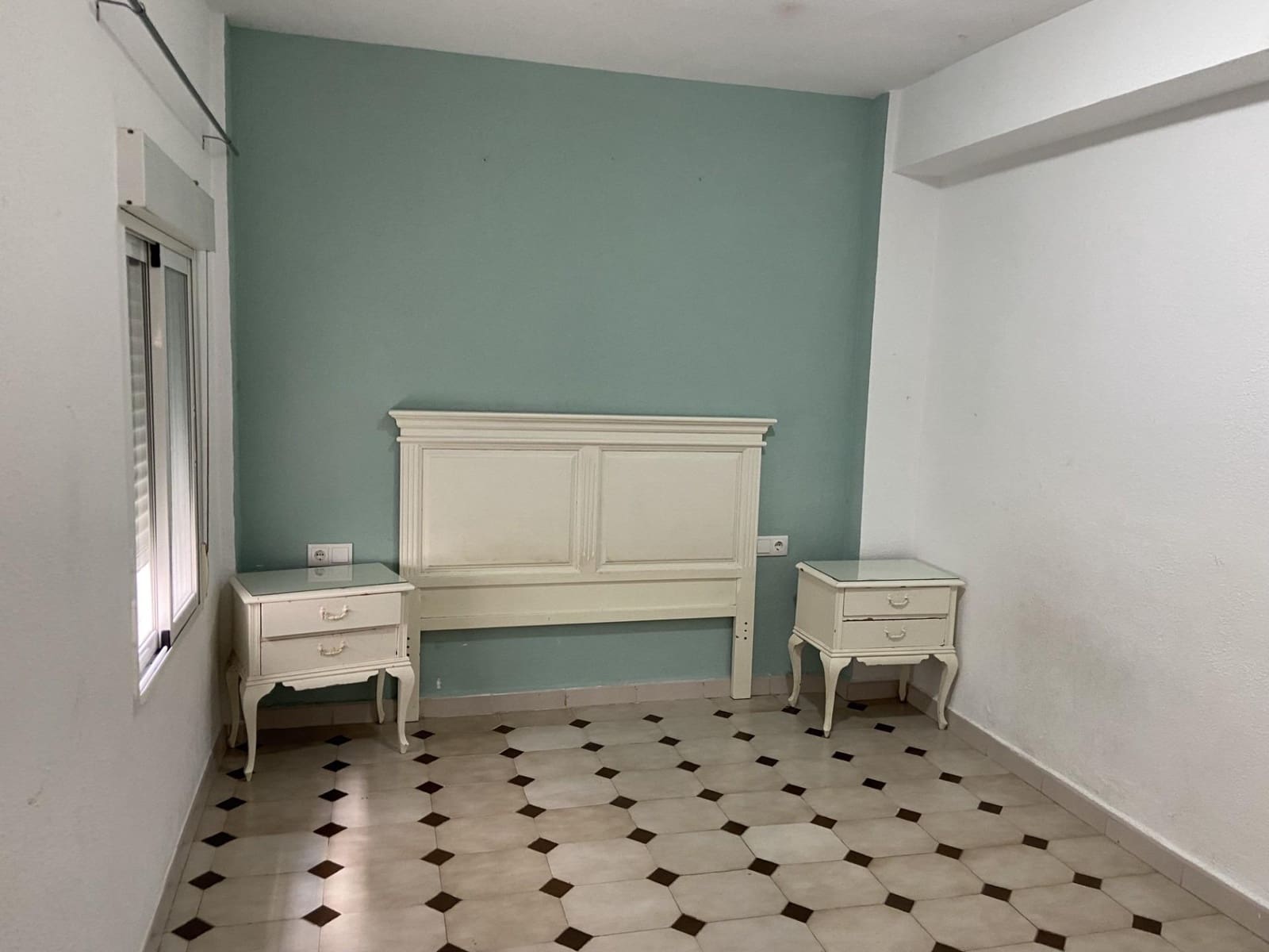 3 bedroom Flat for sale in Cordoba city - € 84,000 (Ref: 9871904)