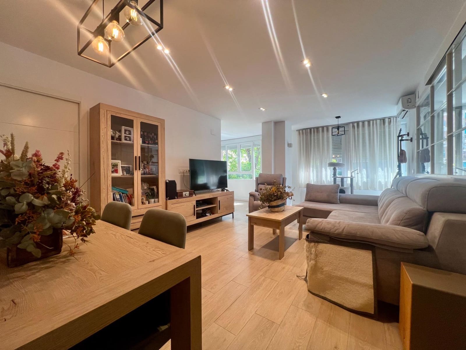 3 sypialnia Mieszkanie do wynajęcia w Miasto Kordoba - 800 € (Ref: 9873607)