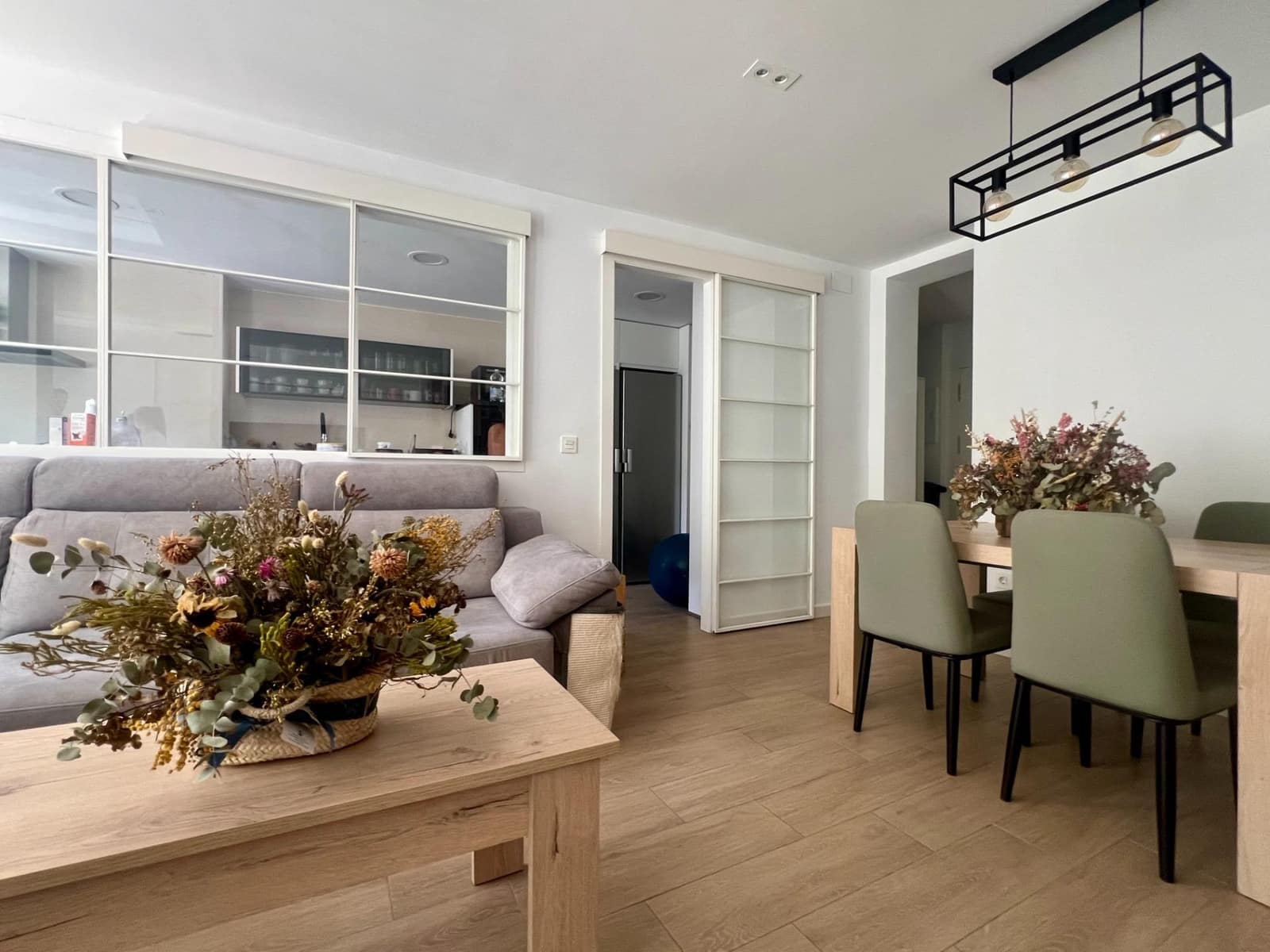 3 sypialnia Mieszkanie do wynajęcia w Miasto Kordoba - 800 € (Ref: 9873607)