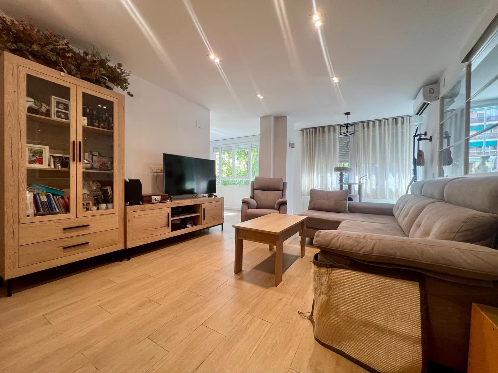 3 sypialnia Mieszkanie do wynajęcia w Miasto Kordoba - 800 € (Ref: 9873607)