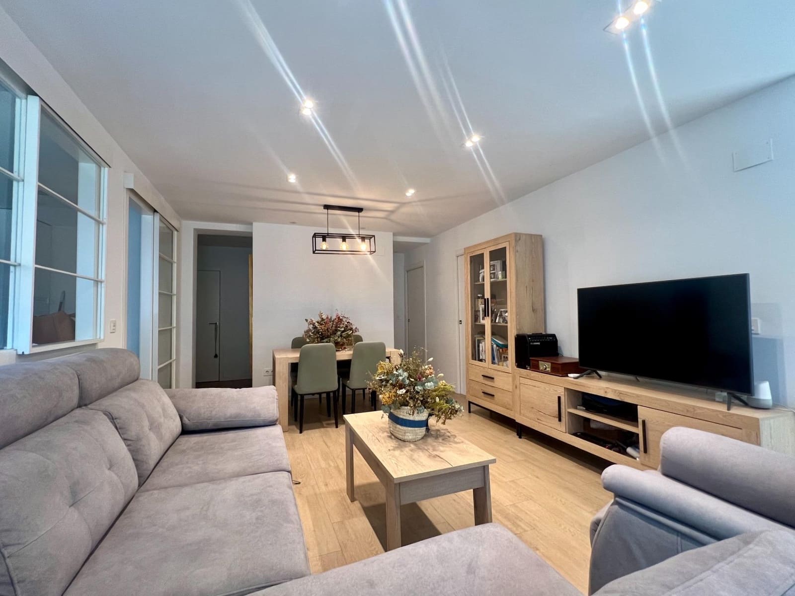 3 sypialnia Mieszkanie do wynajęcia w Miasto Kordoba - 800 € (Ref: 9873607)