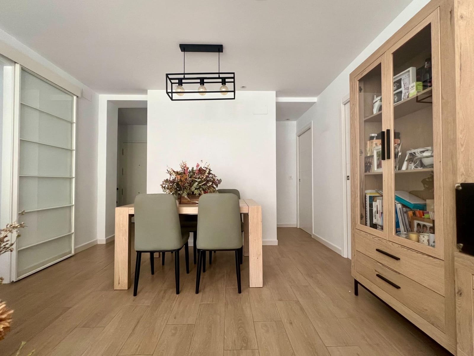 3 sypialnia Mieszkanie do wynajęcia w Miasto Kordoba - 800 € (Ref: 9873607)