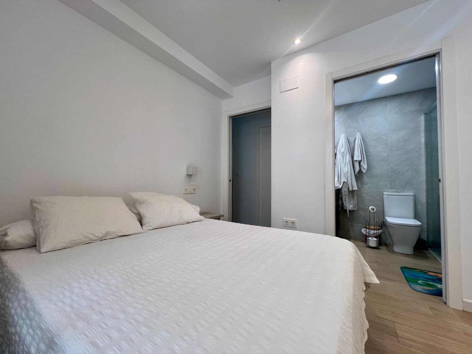 3 sypialnia Mieszkanie do wynajęcia w Miasto Kordoba - 800 € (Ref: 9873607)