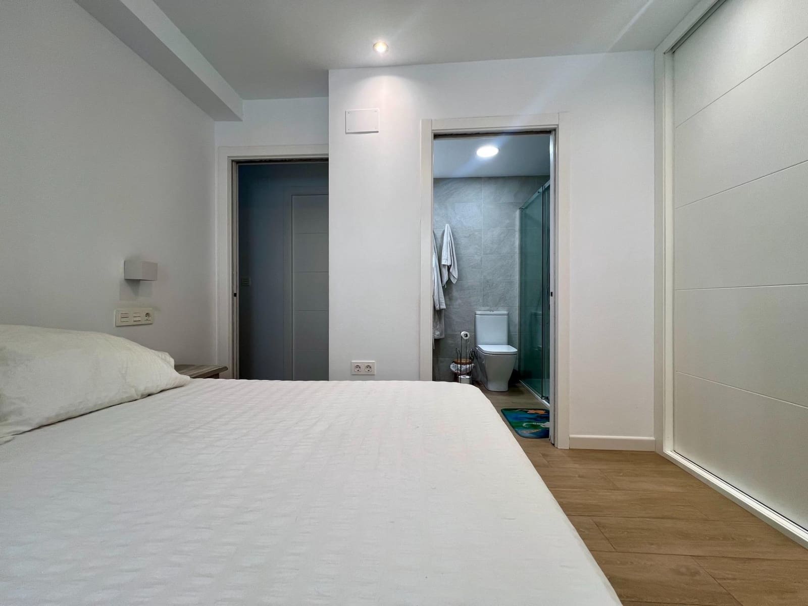 3 sypialnia Mieszkanie do wynajęcia w Miasto Kordoba - 800 € (Ref: 9873607)