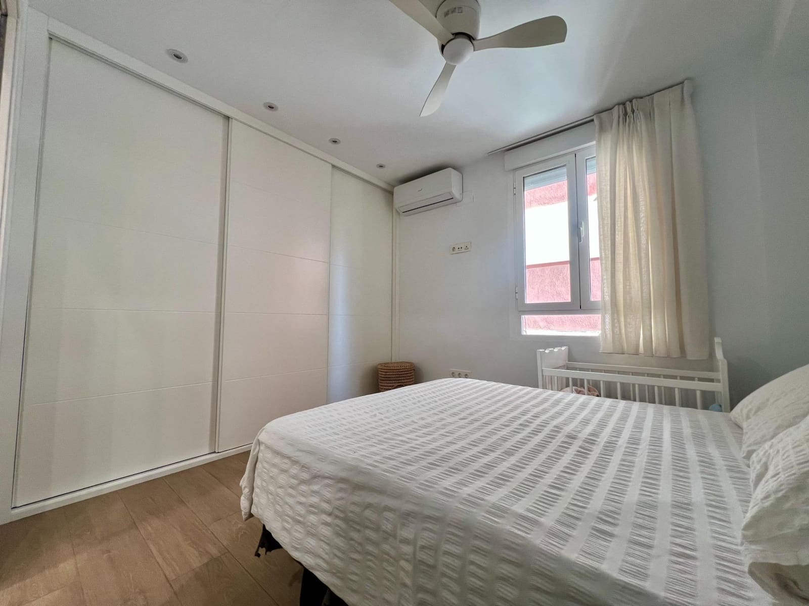 3 sypialnia Mieszkanie do wynajęcia w Miasto Kordoba - 800 € (Ref: 9873607)