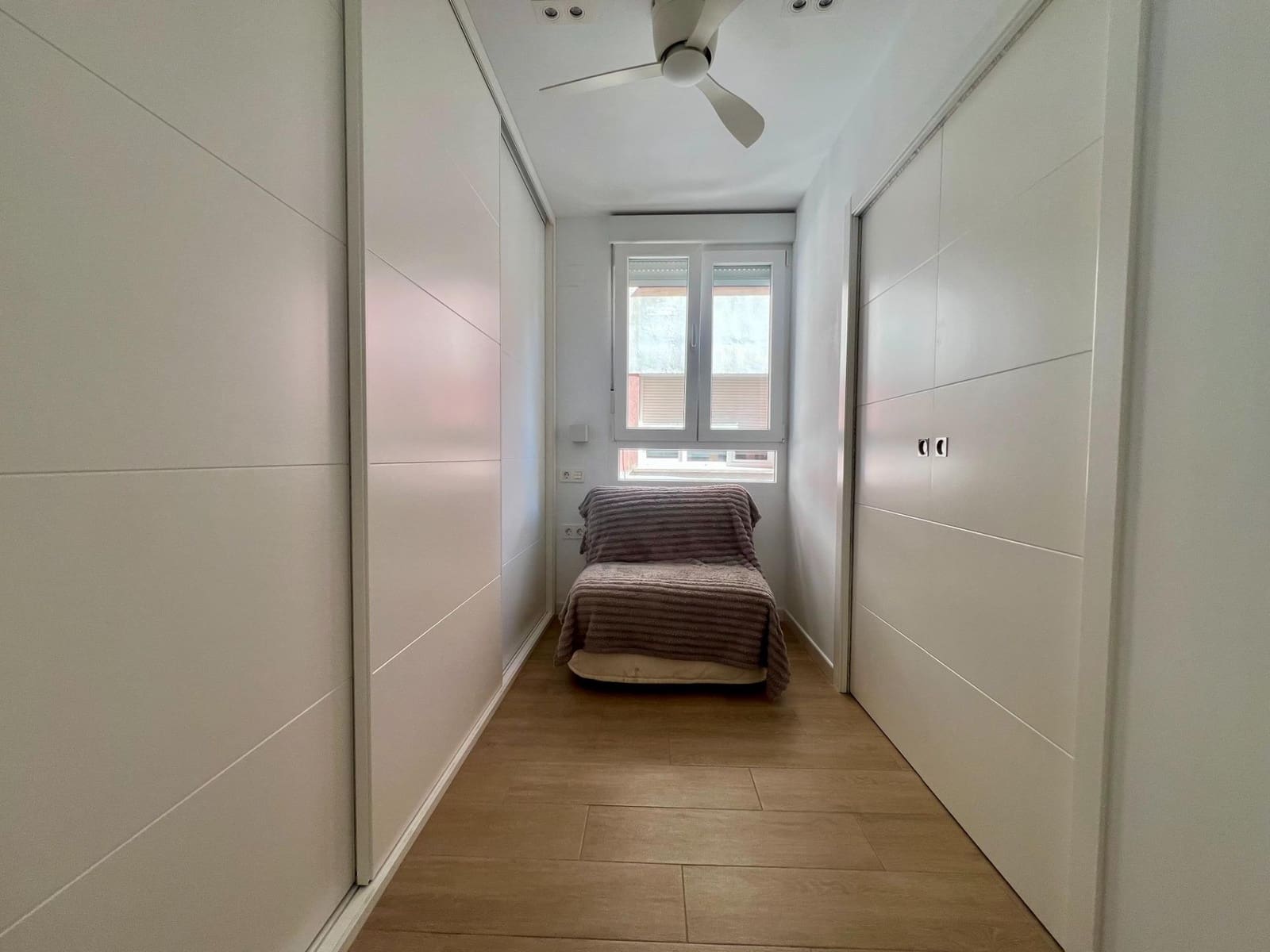 3 sypialnia Mieszkanie do wynajęcia w Miasto Kordoba - 800 € (Ref: 9873607)