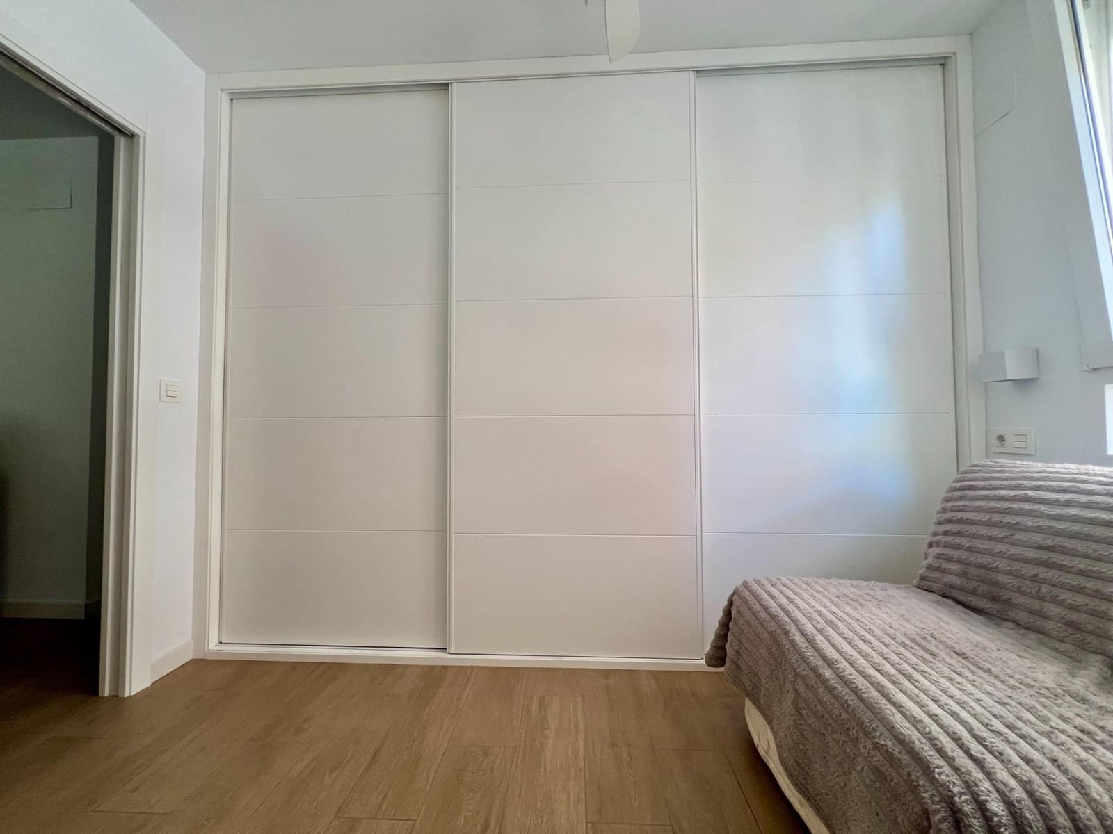 3 sypialnia Mieszkanie do wynajęcia w Miasto Kordoba - 800 € (Ref: 9873607)