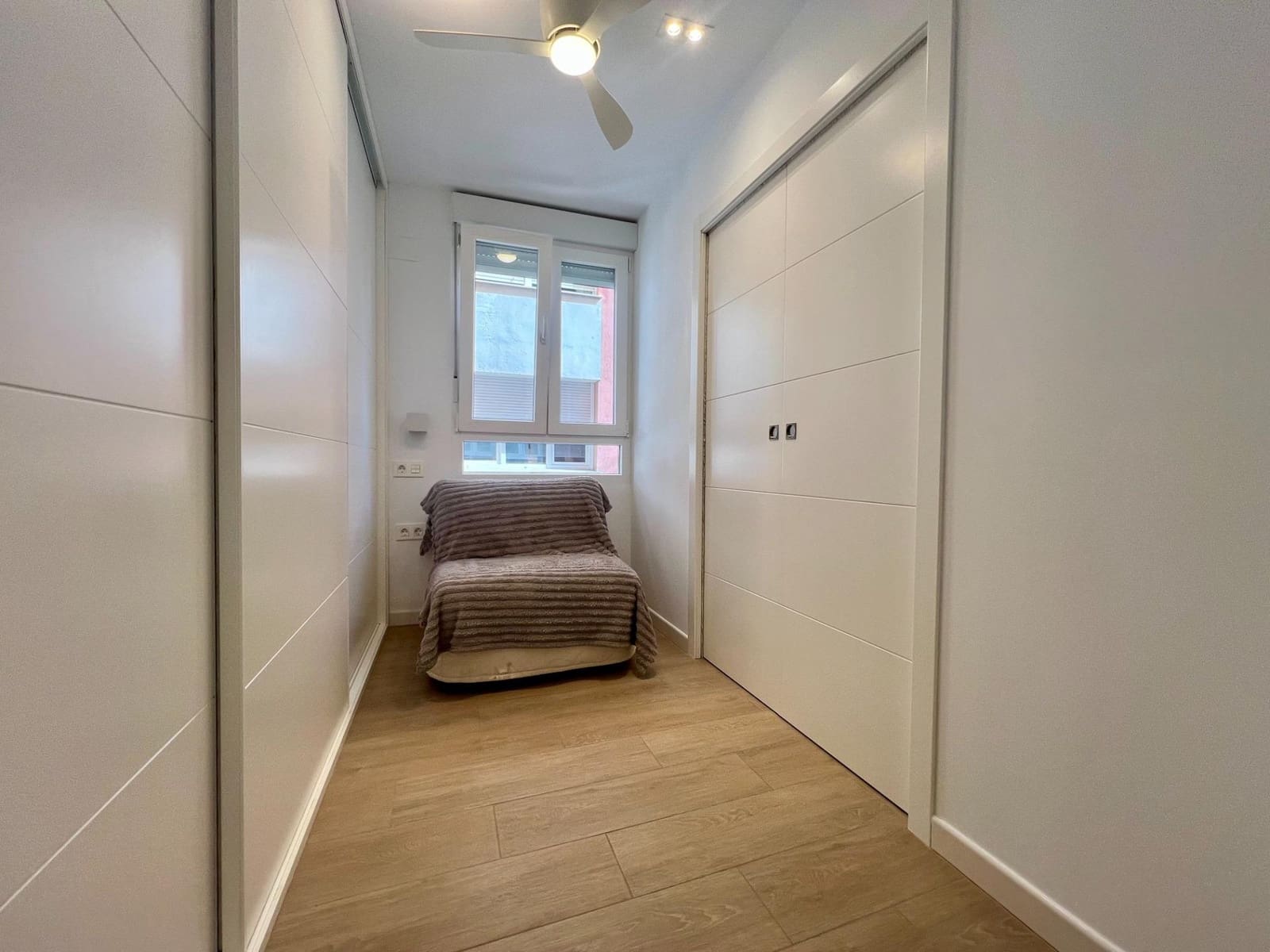 3 sypialnia Mieszkanie do wynajęcia w Miasto Kordoba - 800 € (Ref: 9873607)