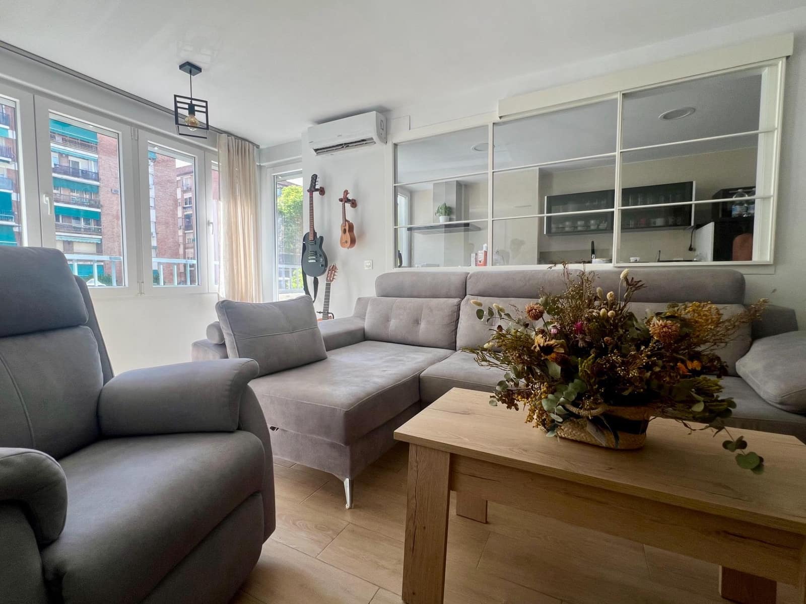 3 sypialnia Mieszkanie do wynajęcia w Miasto Kordoba - 800 € (Ref: 9873607)
