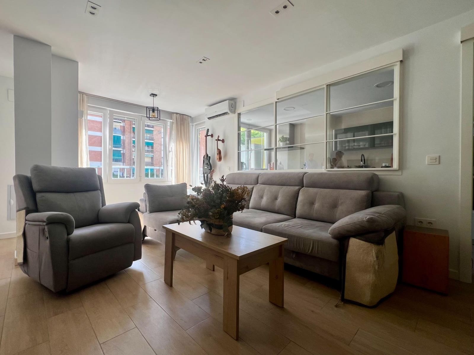 3 sypialnia Mieszkanie do wynajęcia w Miasto Kordoba - 800 € (Ref: 9873607)