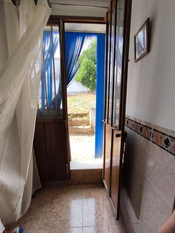 4 bedroom Finca/Country House for sale in Fuente Obejuna - € 75,000 (Ref: 9873609)