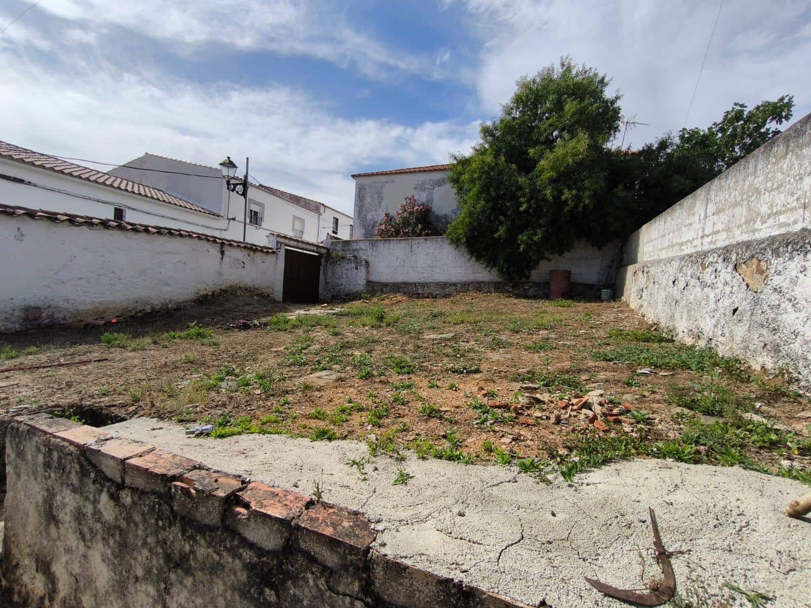 4 bedroom Finca/Country House for sale in Fuente Obejuna - € 75,000 (Ref: 9873609)