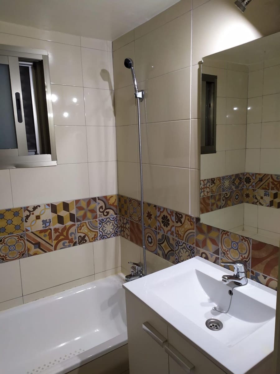 3 bedroom Flat for sale in Cordoba city - € 58,400 (Ref: 9876517)