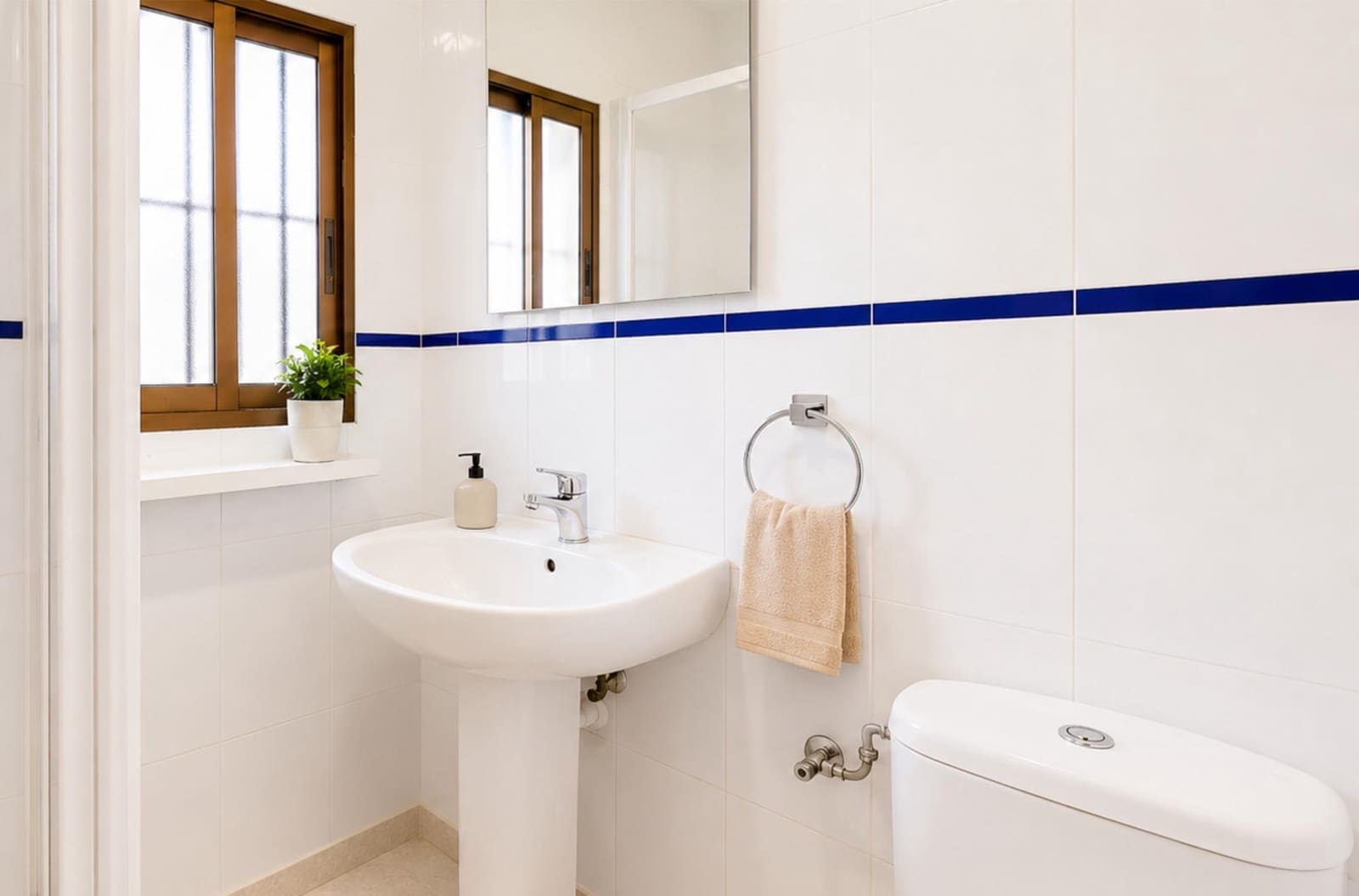 7 soveværelse Byhus til salg i Cordoba by - € 379.800 (Ref: 9876521)