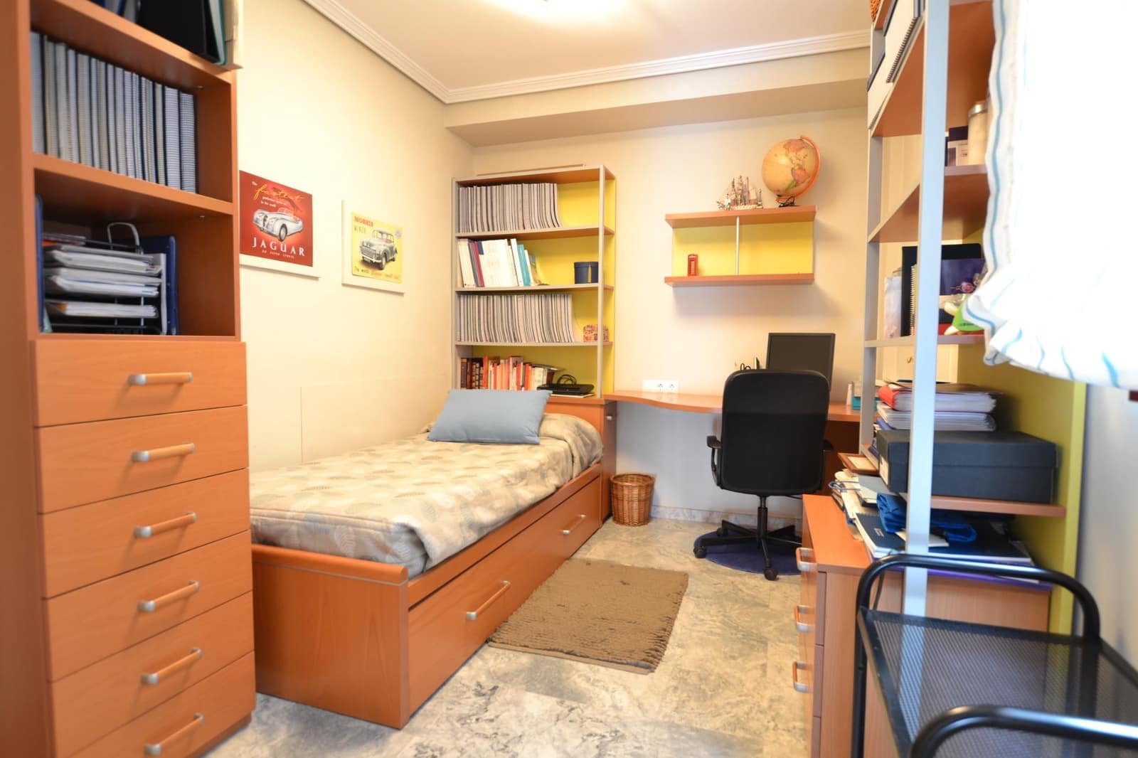 5 bedroom Flat for sale in Cordoba city with garage - € 370,000 (Ref: 9890475)