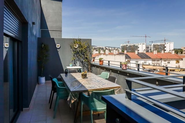 4 chambre Penthouse à vendre à Cordoue ville avec piscine garage - 445 000 € (Ref: 9890477)