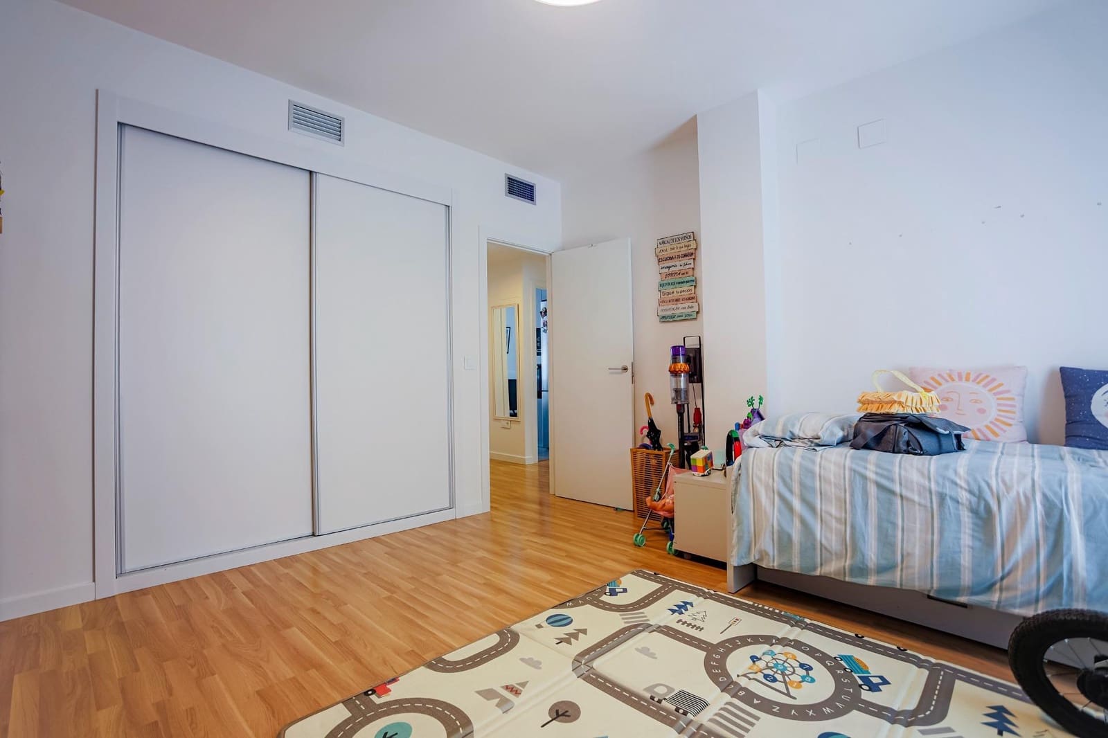 4 chambre Penthouse à vendre à Cordoue ville avec piscine garage - 445 000 € (Ref: 9890477)