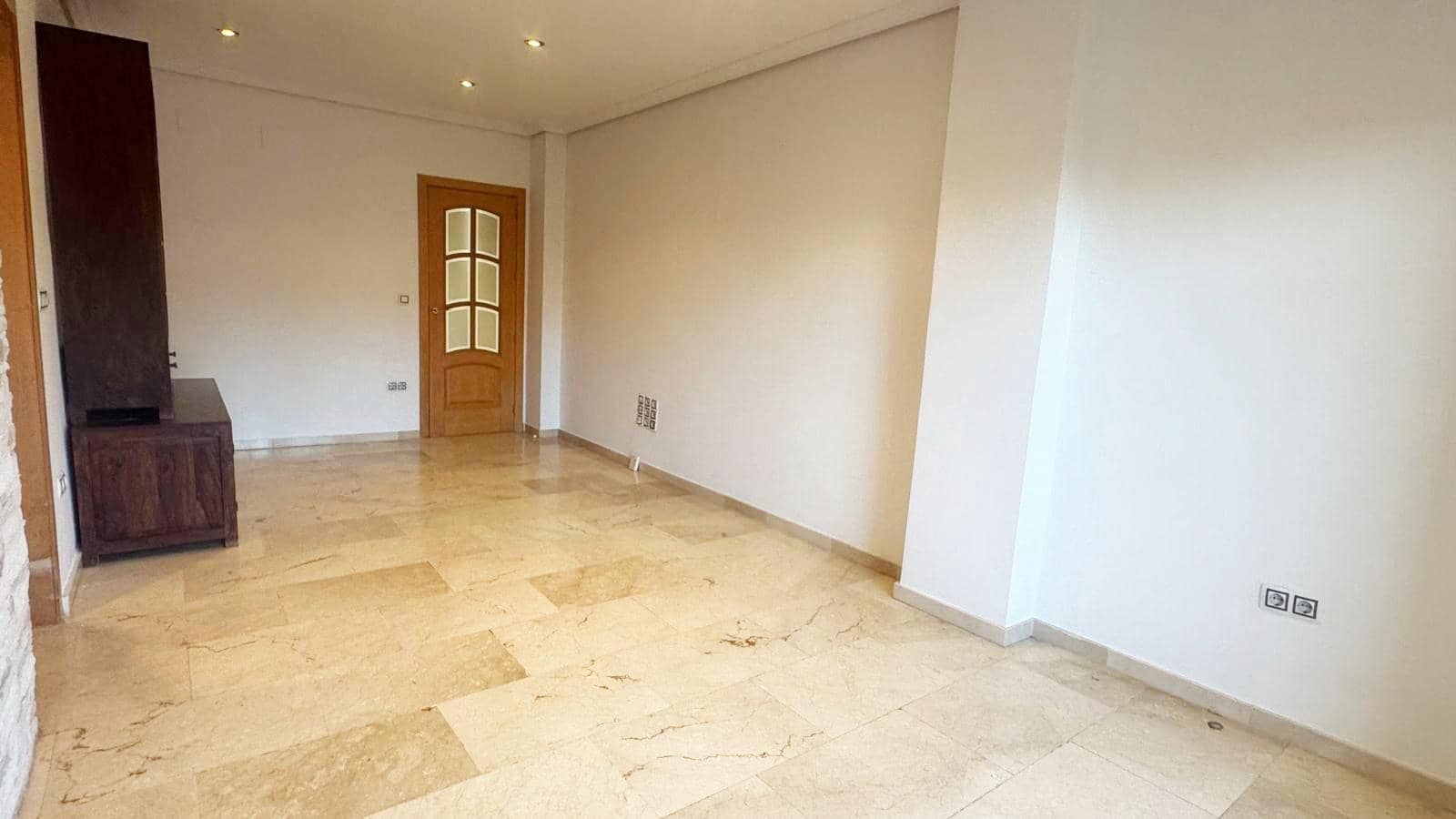 3 soveværelse Lejlighed til salg i Cordoba by - € 249.000 (Ref: 9890478)