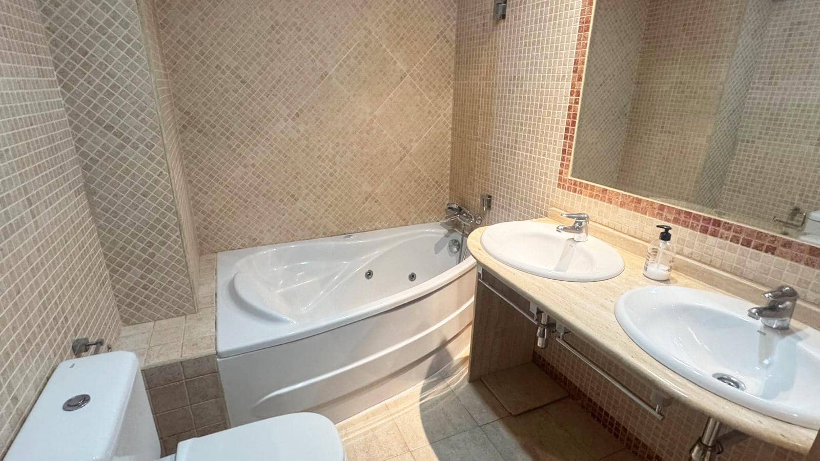 3 soveværelse Lejlighed til salg i Cordoba by - € 249.000 (Ref: 9890478)