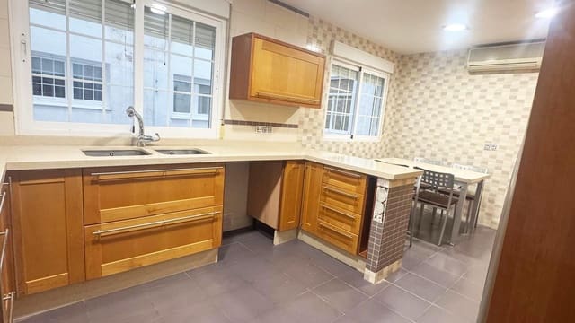 3 soveværelse Lejlighed til salg i Ollerías, Córdoba by - € 249.000 (Ref: 9890478)