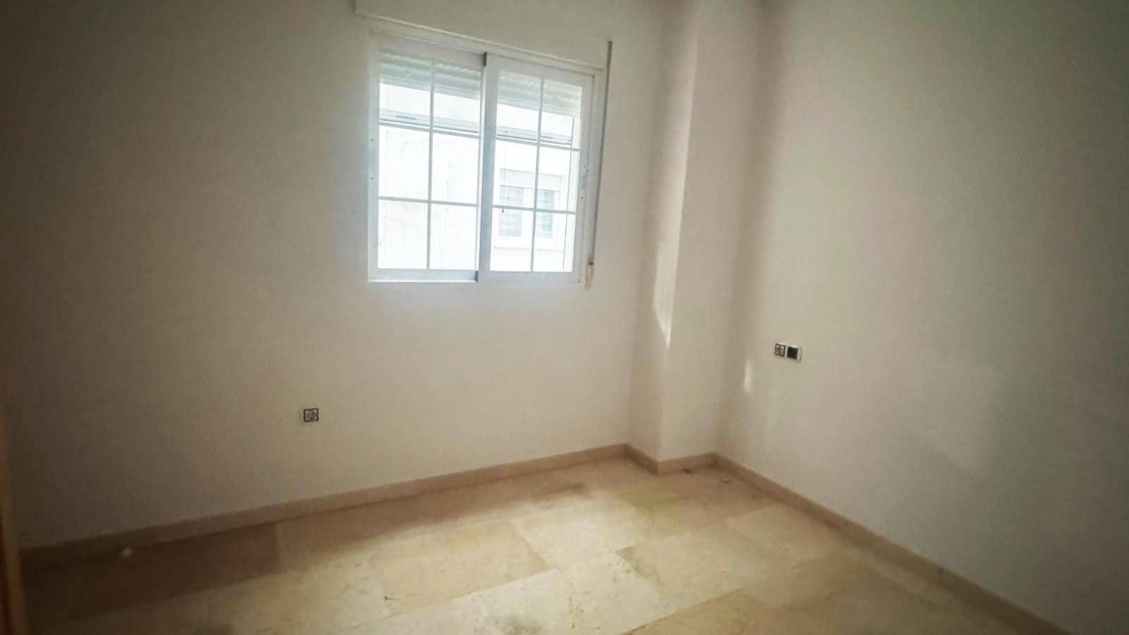 3 soveværelse Lejlighed til salg i Cordoba by - € 249.000 (Ref: 9890478)