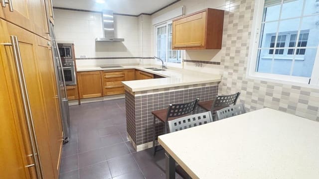 3 soveværelse Lejlighed til salg i Ollerías, Córdoba by - € 249.000 (Ref: 9890478)