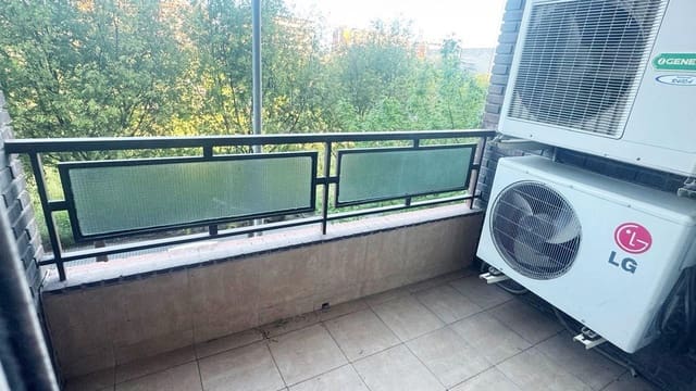 3 soveværelse Lejlighed til salg i Ollerías, Córdoba by - € 249.000 (Ref: 9890478)