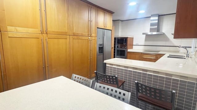 3 soveværelse Lejlighed til salg i Ollerías, Córdoba by - € 249.000 (Ref: 9890478)