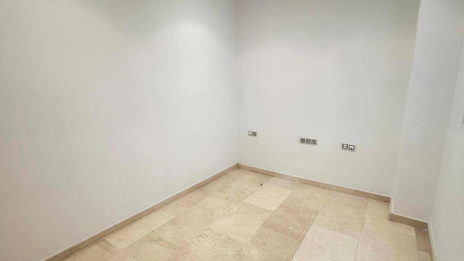 3 soveværelse Lejlighed til salg i Cordoba by - € 249.000 (Ref: 9890478)