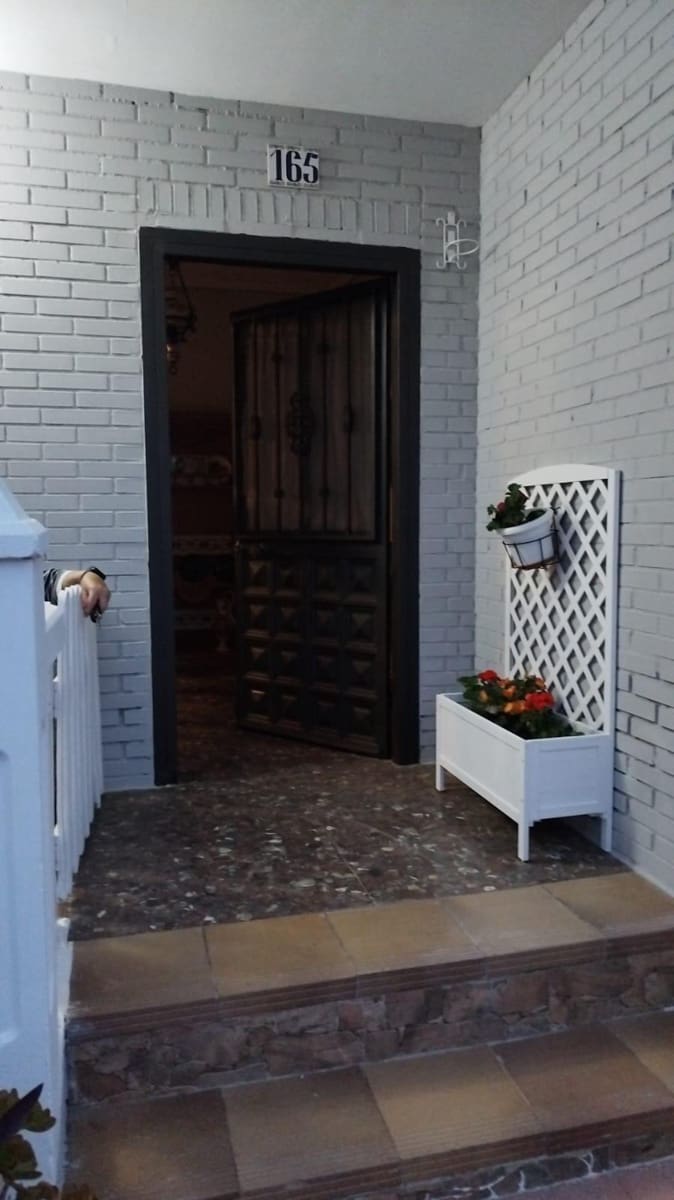 3 chambre Finca/Maison de Campagne à vendre à La Carlota avec garage - 175 000 € (Ref: 9890479)
