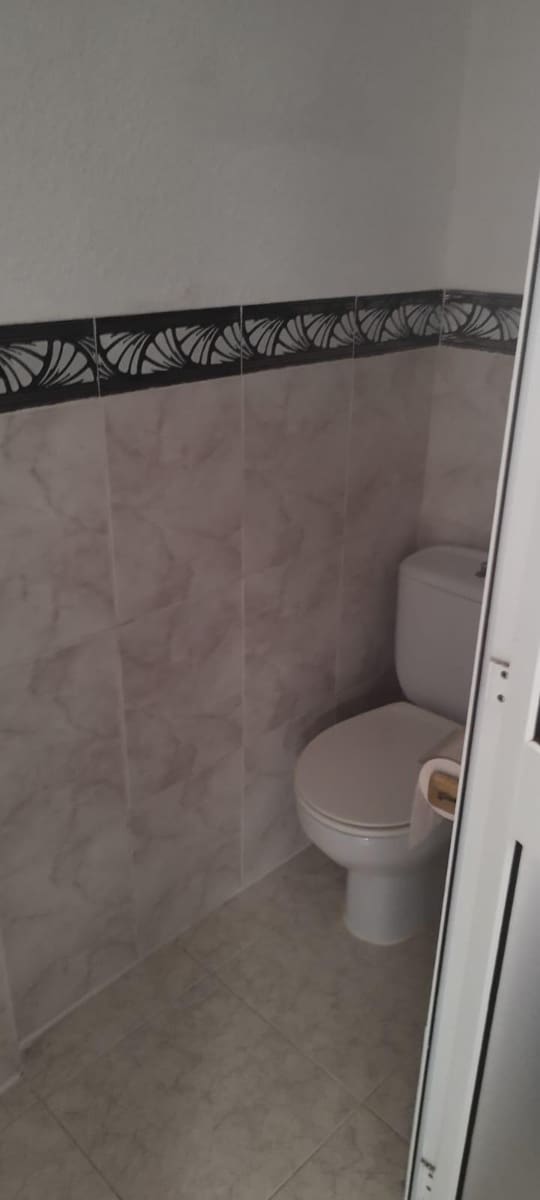 3 chambre Finca/Maison de Campagne à vendre à La Carlota avec garage - 175 000 € (Ref: 9890479)