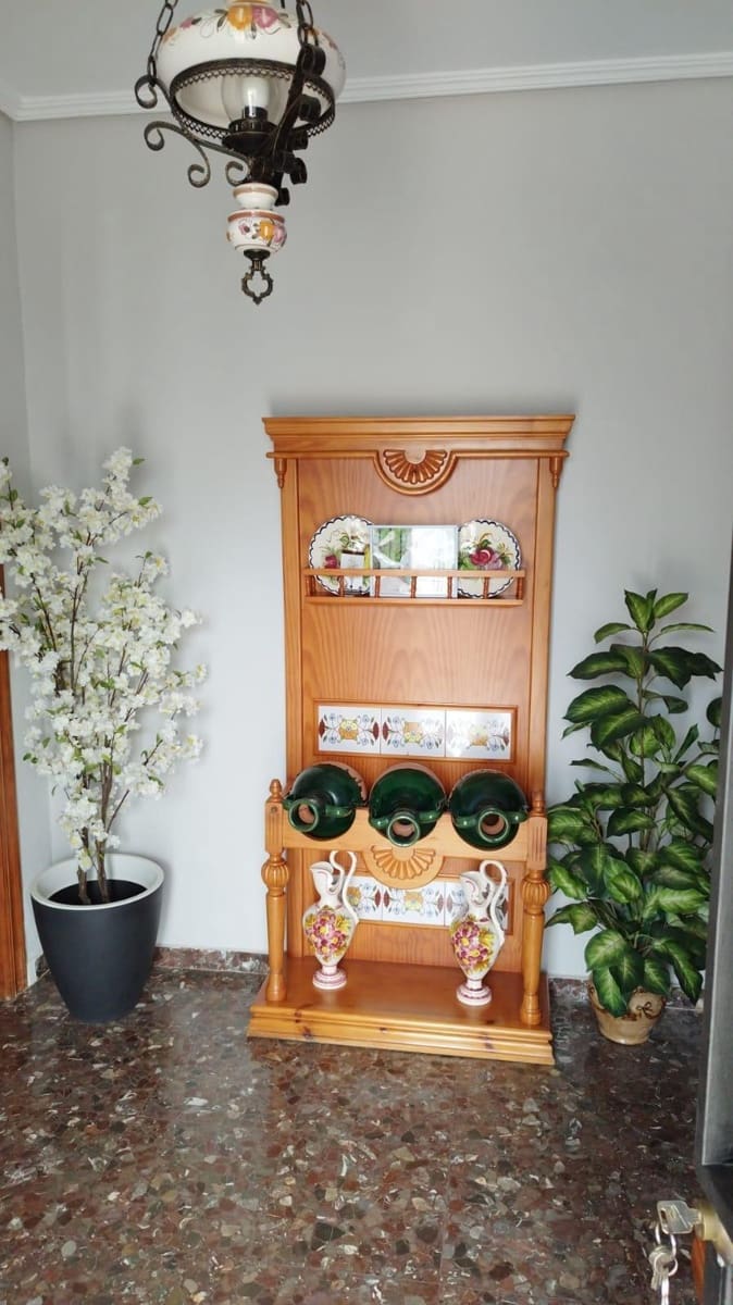 3 chambre Finca/Maison de Campagne à vendre à La Carlota avec garage - 175 000 € (Ref: 9890479)
