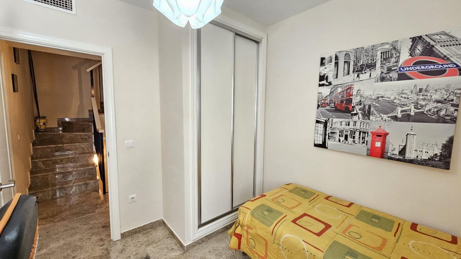 3 chambre Maison de Ville à vendre à Cordoue ville avec garage - 269 000 € (Ref: 9890480)