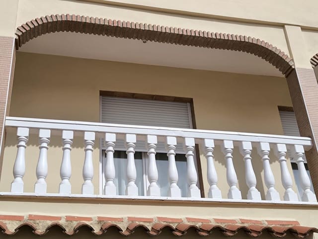 4 Zimmer Haus zu verkaufen in Fuente Obejuna mit Garage - 180.000 € (Ref: 9892453)