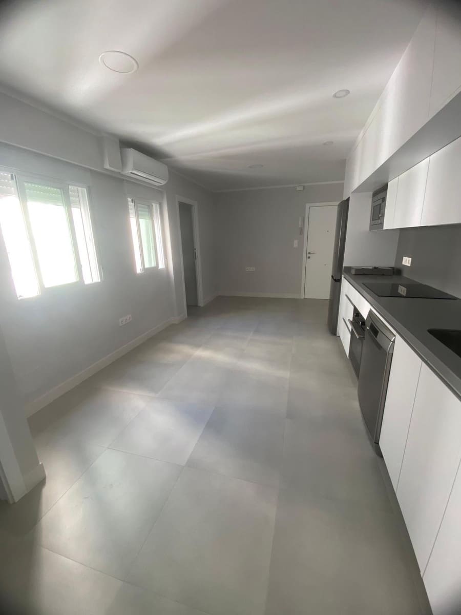 2 slaapkamer Appartement te koop in Cordoba stad - € 168.500 (Ref: 9893963)