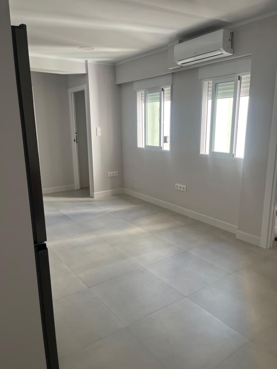 2 slaapkamer Appartement te koop in Cordoba stad - € 168.500 (Ref: 9893963)