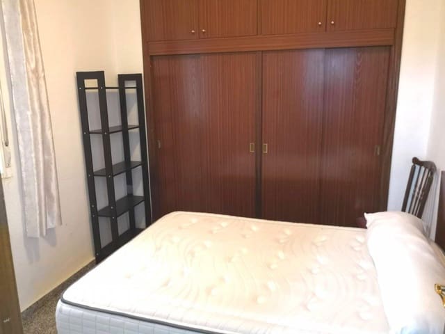 1 bedroom Flat for rent in Ciudad Jardín, Córdoba city - € 450 (Ref: 9896407)