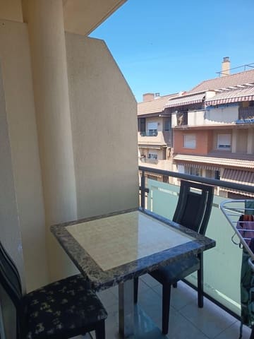 4 slaapkamer Flat te koop in Córdoba stad - € 299.000 (Ref: 9896408)